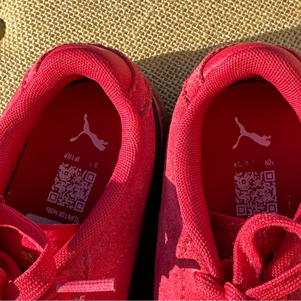 Puma Palermo Kids Sneakers Size (2) Red Pink Suede Black Stripe Gum Sole - Picture 4 of 8